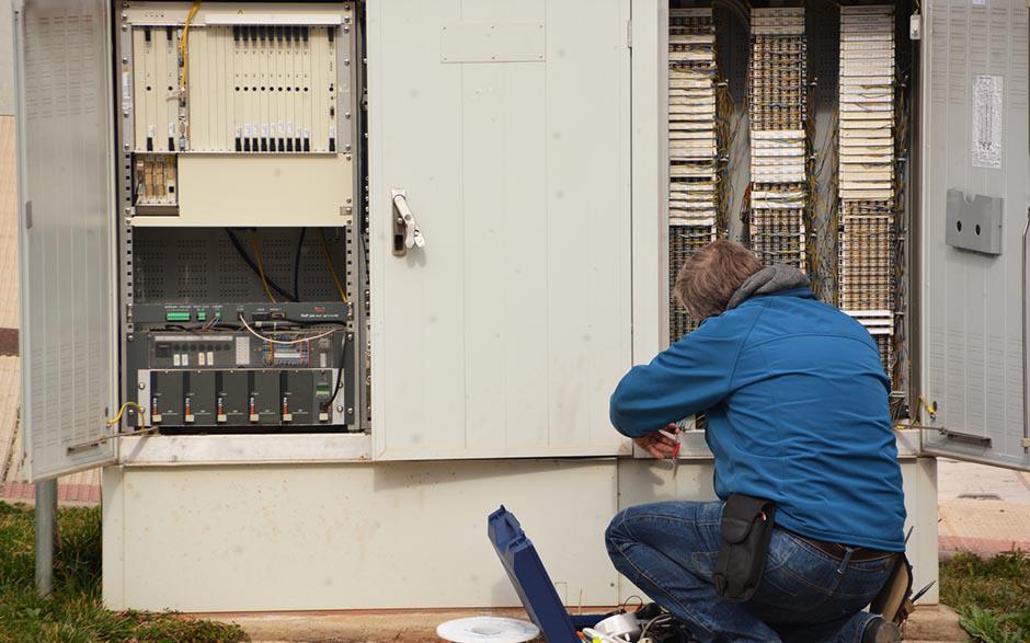 taux horaire électricien Marseille-en-Beauvaisis
