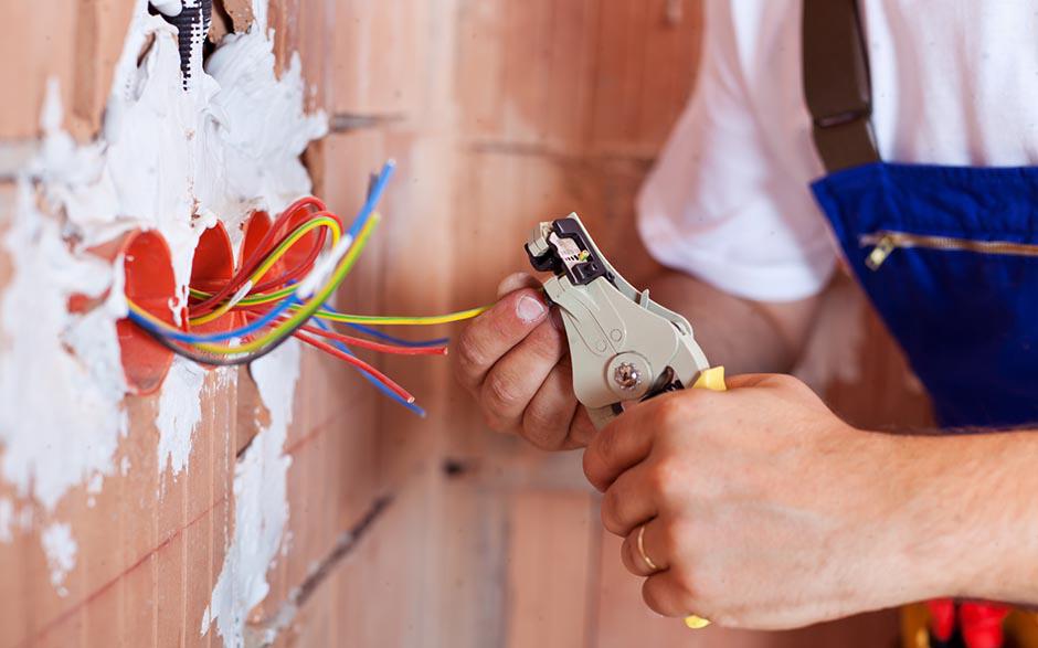 cherche électricien Créteil